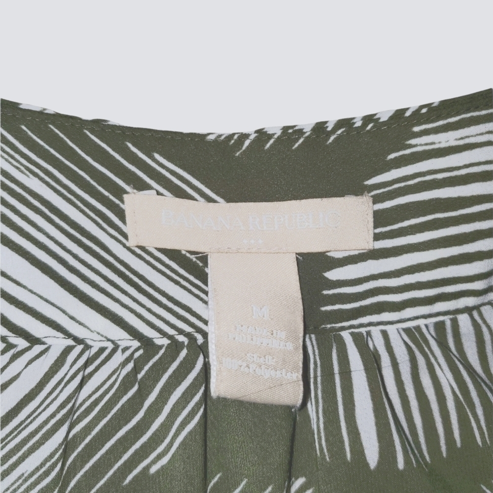 Banana Republic Scoop Neckline 3/4 Sleeve Gathered Shoulders Sheer Top 597 - Picture 5 of 5